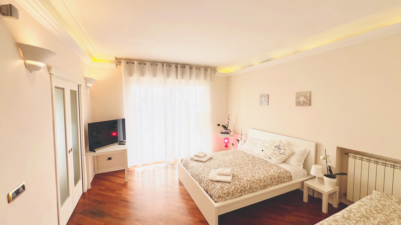 Photo of Bedroom in Naples