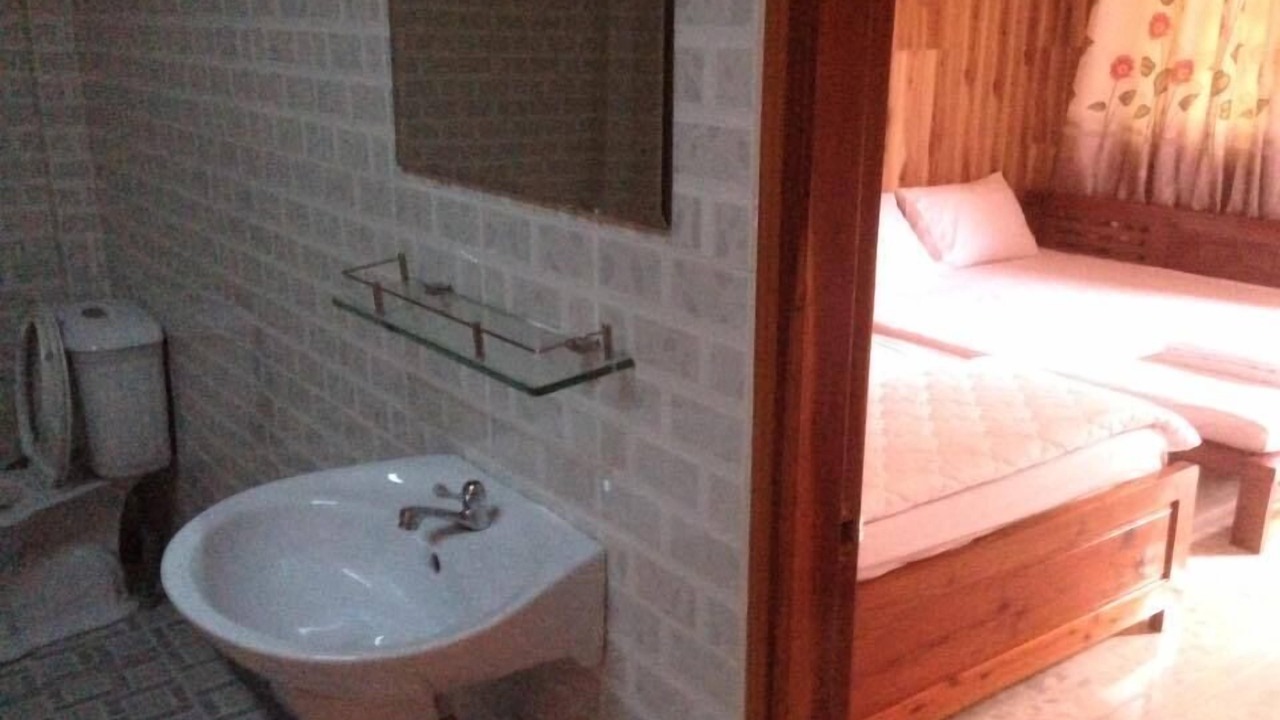 Photo of Bathroom in Cua Can Village