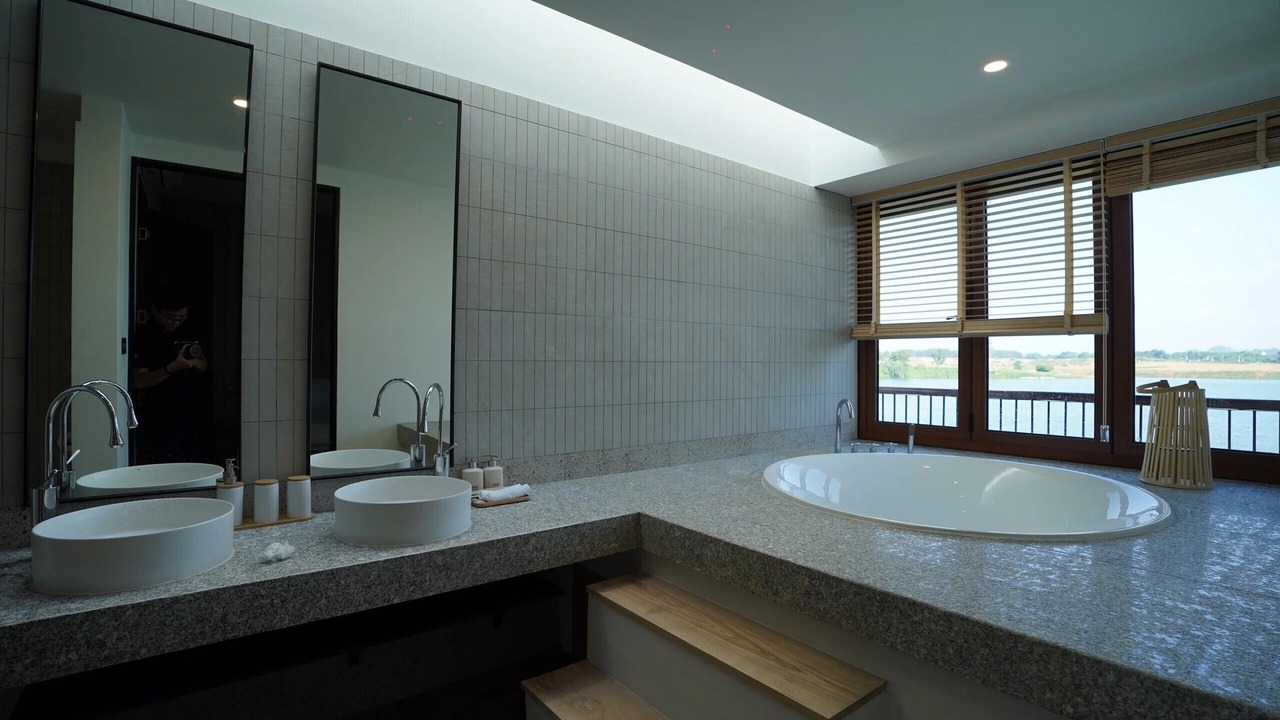 Photo of Bathroom in Trang Tien