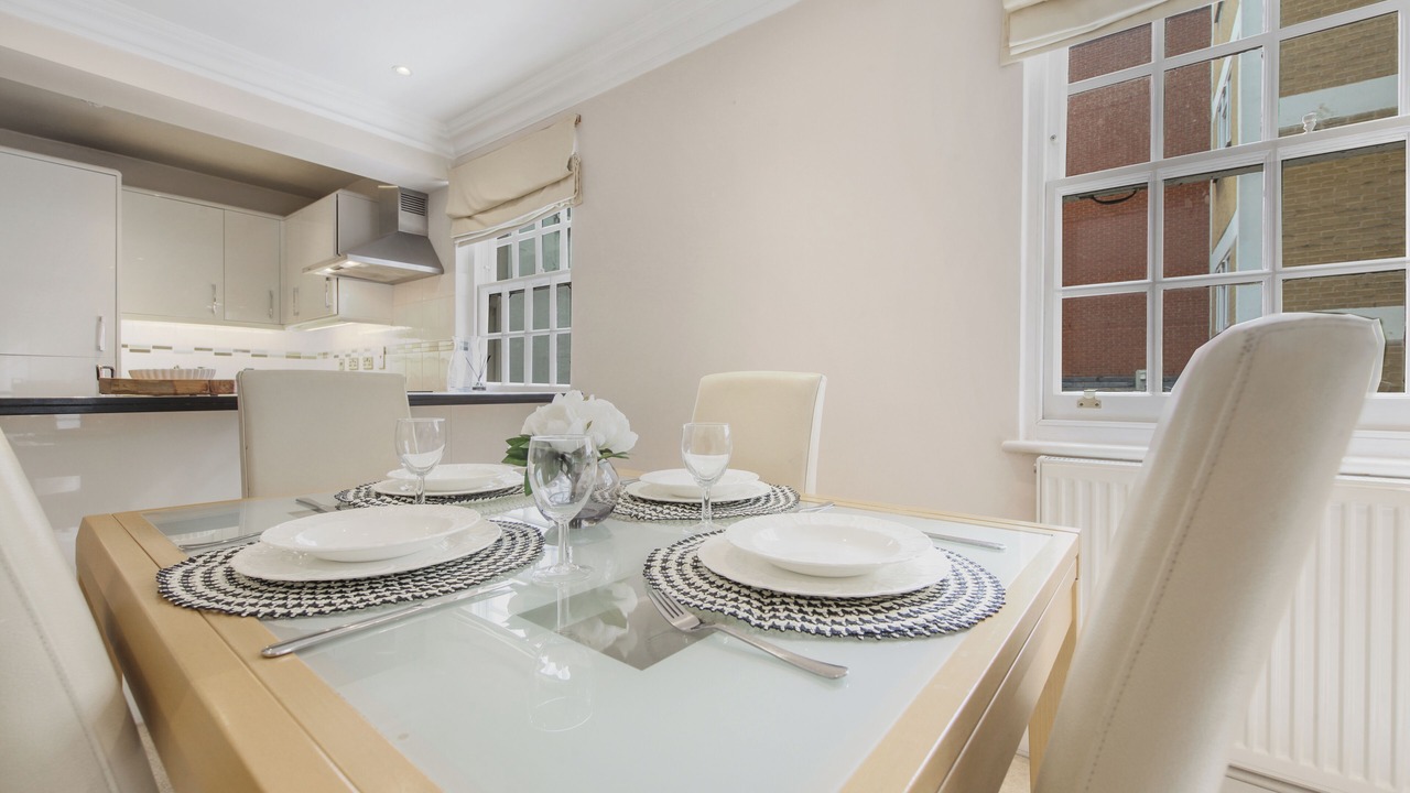 Photo of Bedroom in Mayfair
