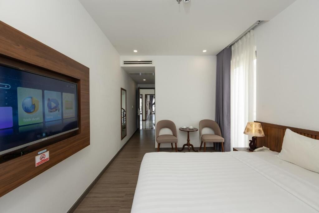 Photo of Bedroom in Long Beach