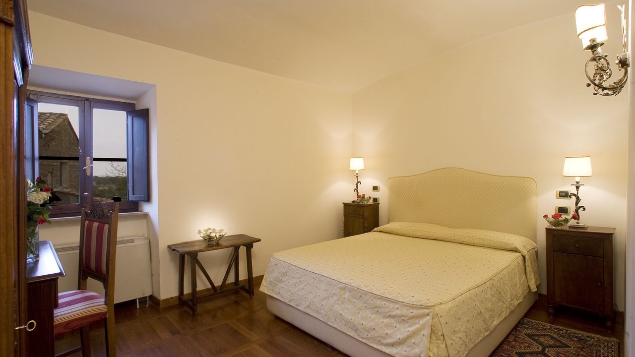 Photo of Bedroom in Sovana