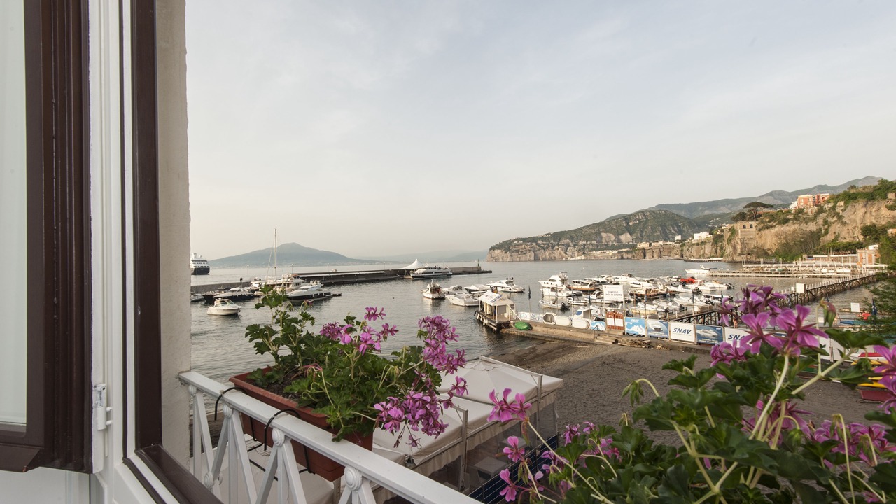 Photo of Bedroom in Sorrento City Centre