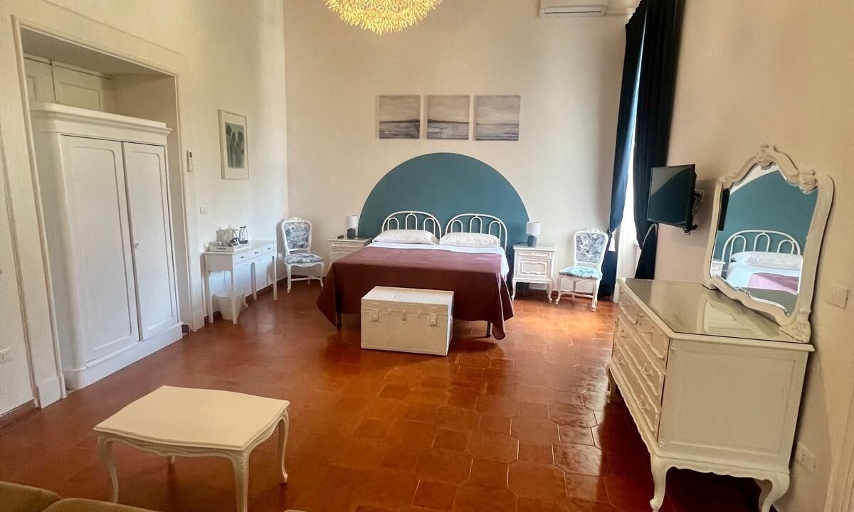 Photo of Bedroom in Forio