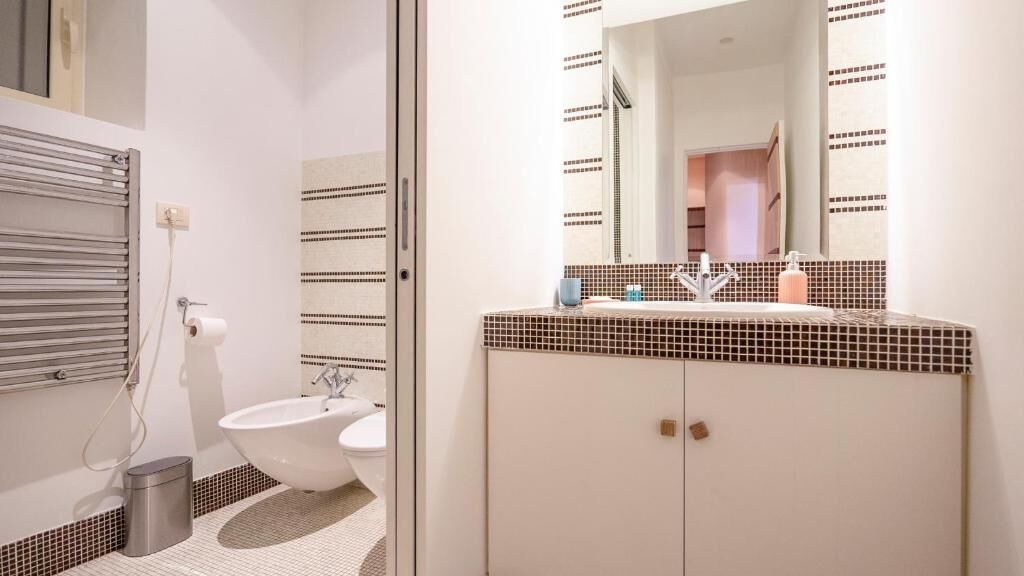 Photo of Bathroom in Rione VII Regola