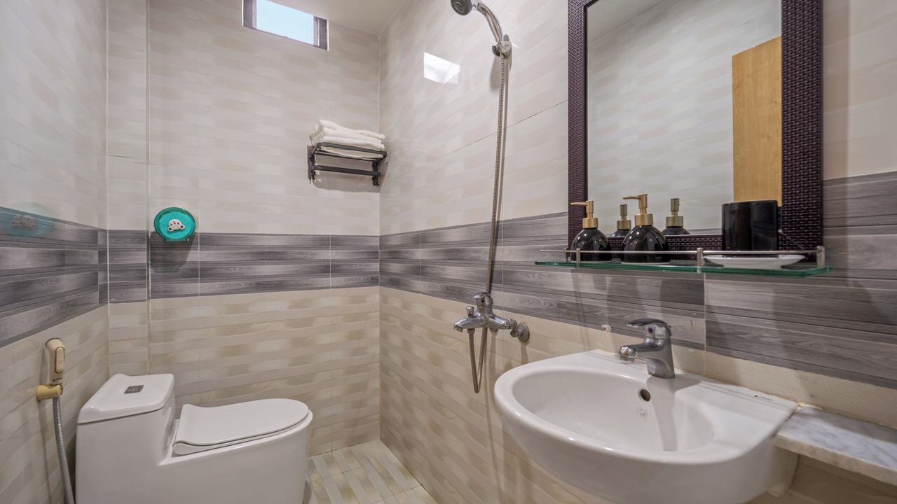 Photo of Bathroom in Cam Pho