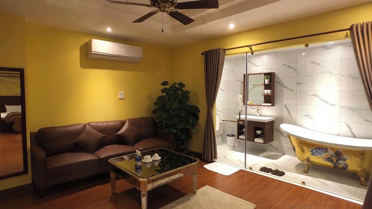 Photo of Bathroom in Trung Hoa Nhan Chinh