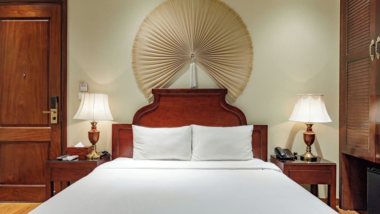 Photo of Bedroom in Trung Hoa Nhan Chinh