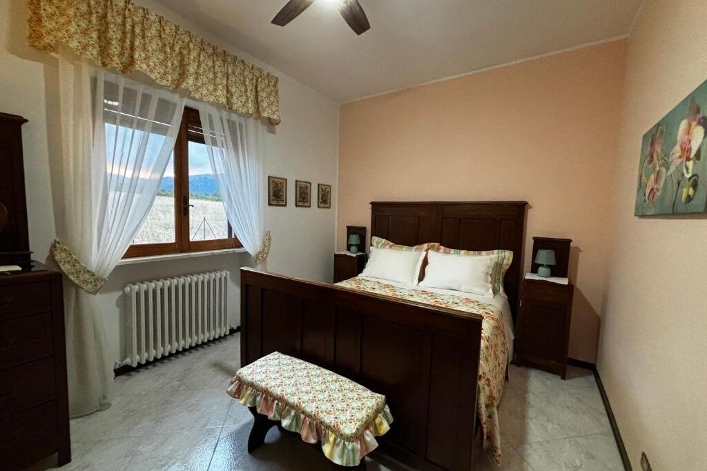 Photo of Bedroom in Introdacqua