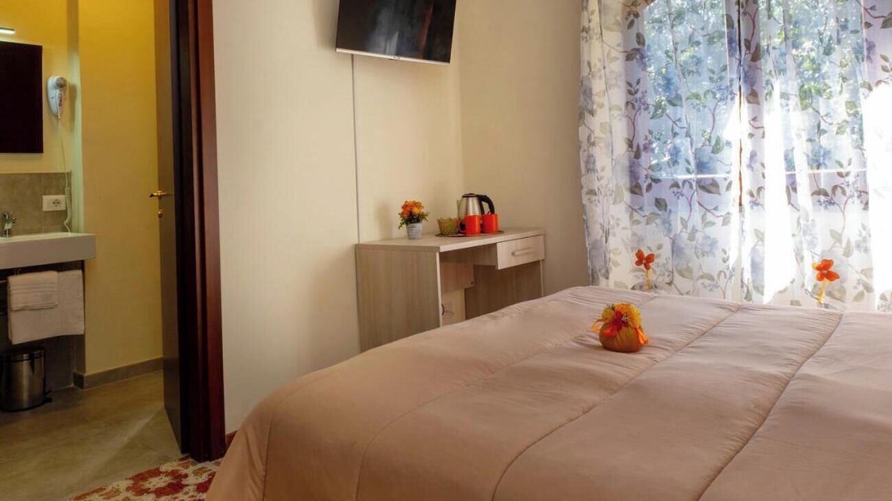 Photo of Bedroom in Ischia Porto