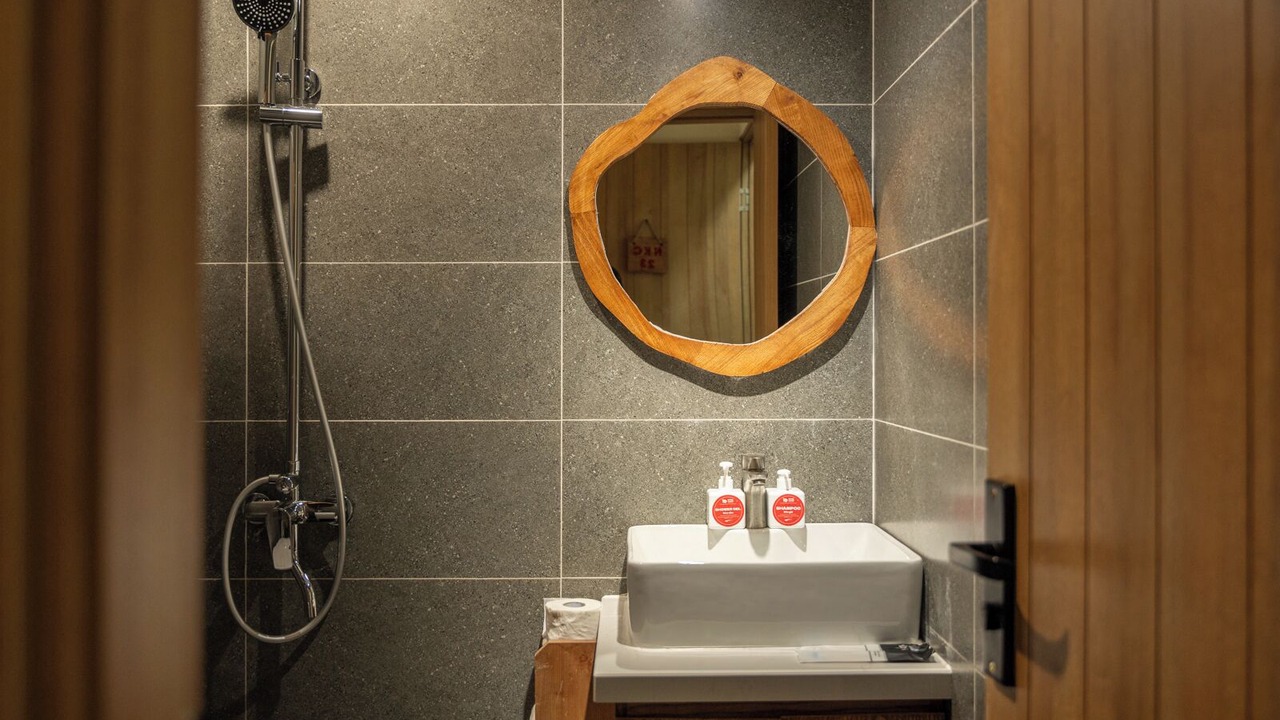 Photo of Bathroom in Trang Tien