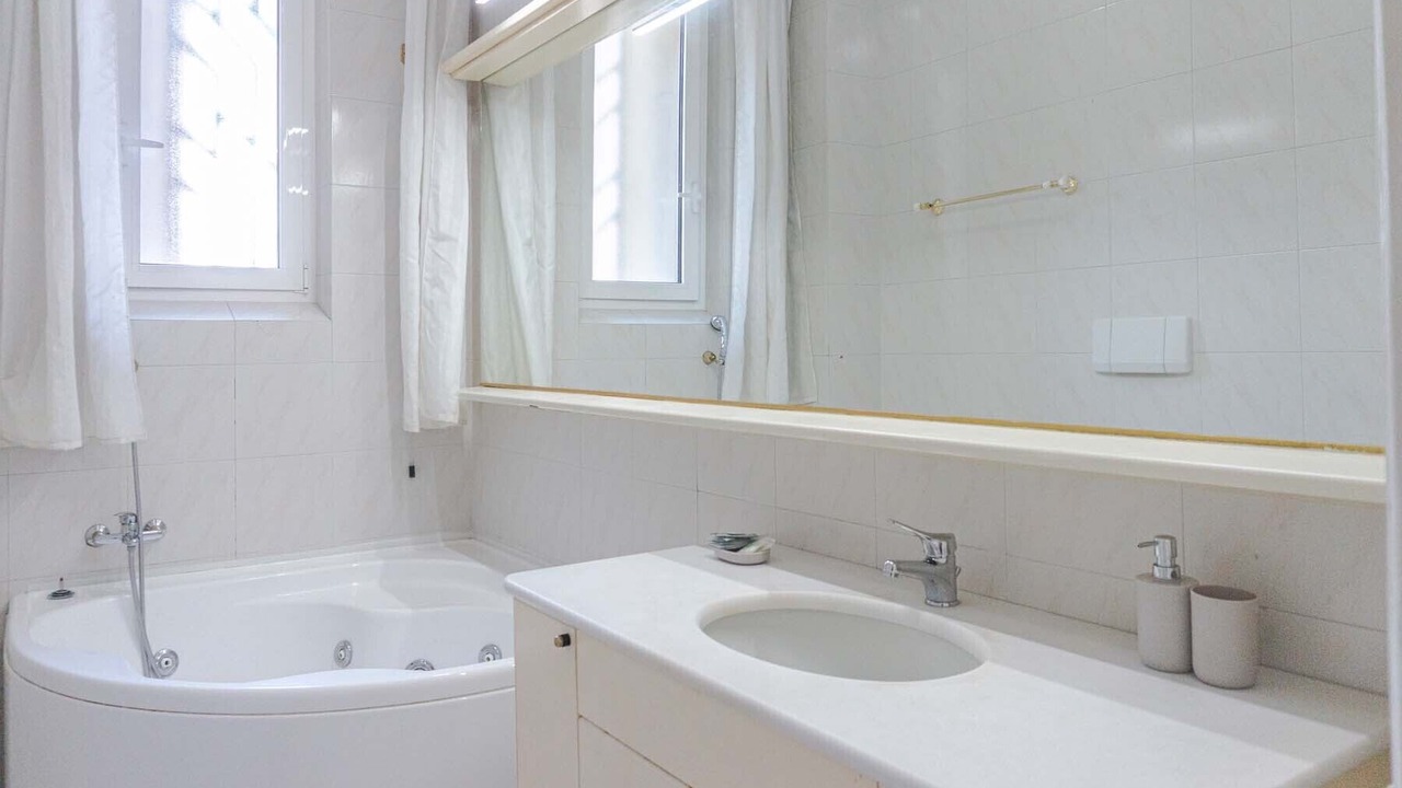 Photo of Bathroom in Rione XVI Ludovisi