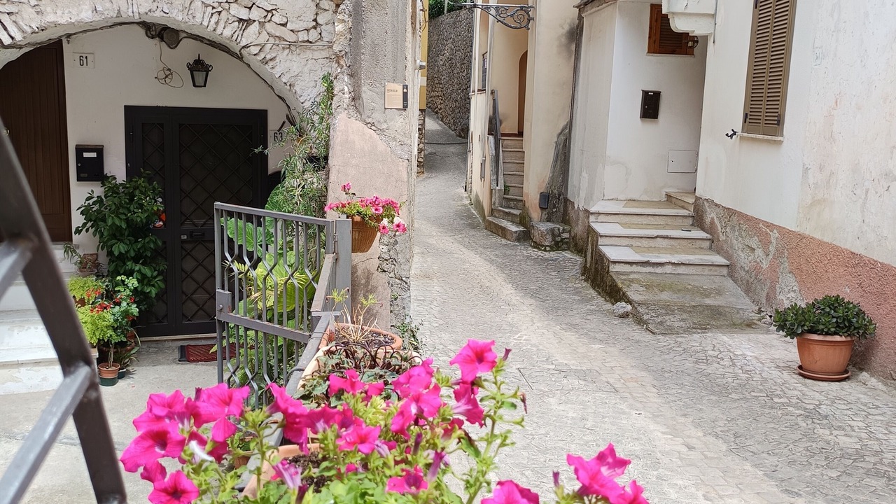 Photo of Outdoor in Maranola