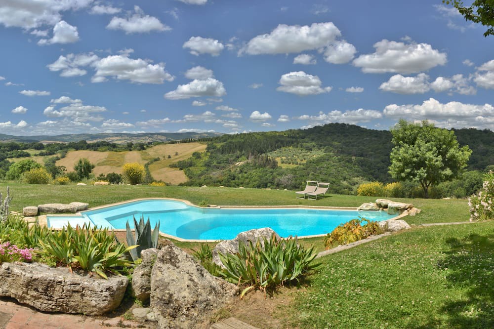 Photo of Outdoor in Saturnia