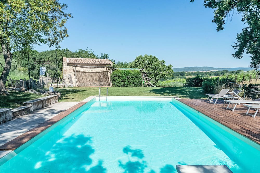 Photo of Outdoor in Saturnia