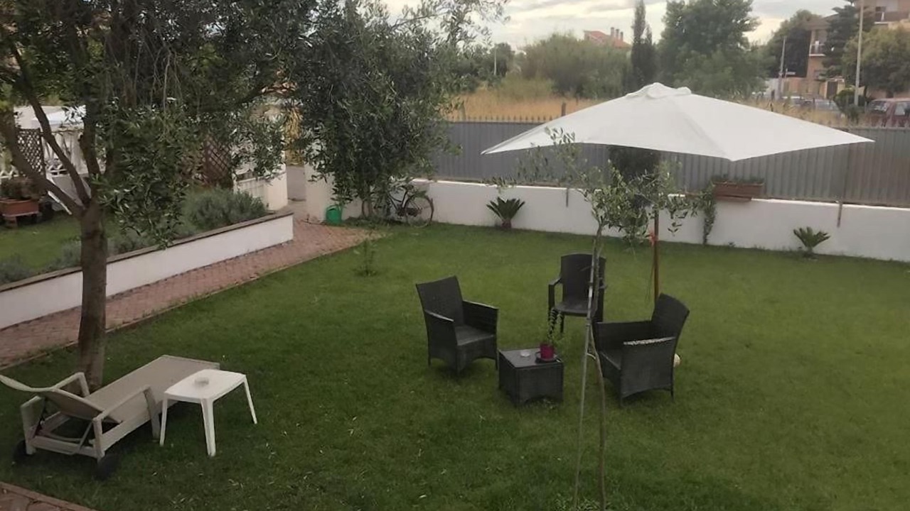 Photo of Outdoor in Focene