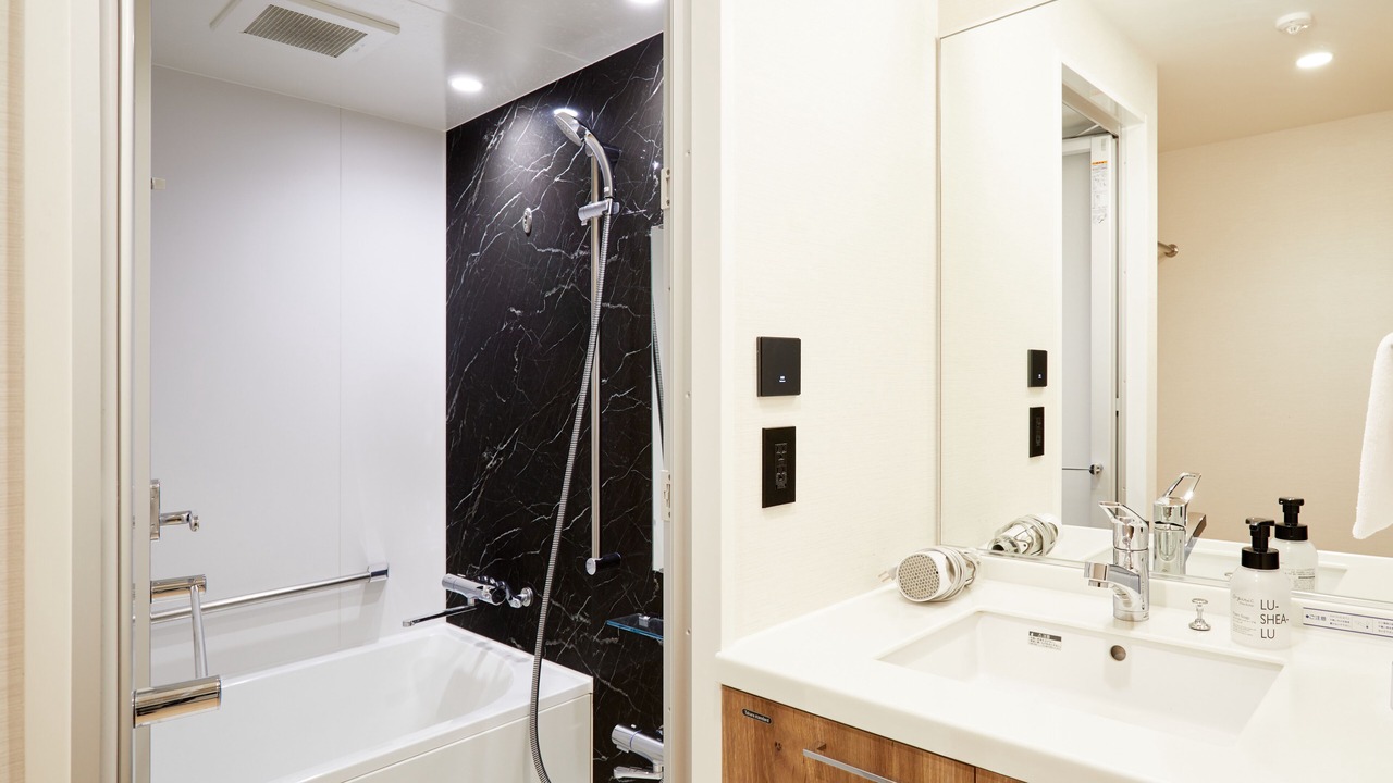 Photo of Bathroom in Shikitsuhigashi