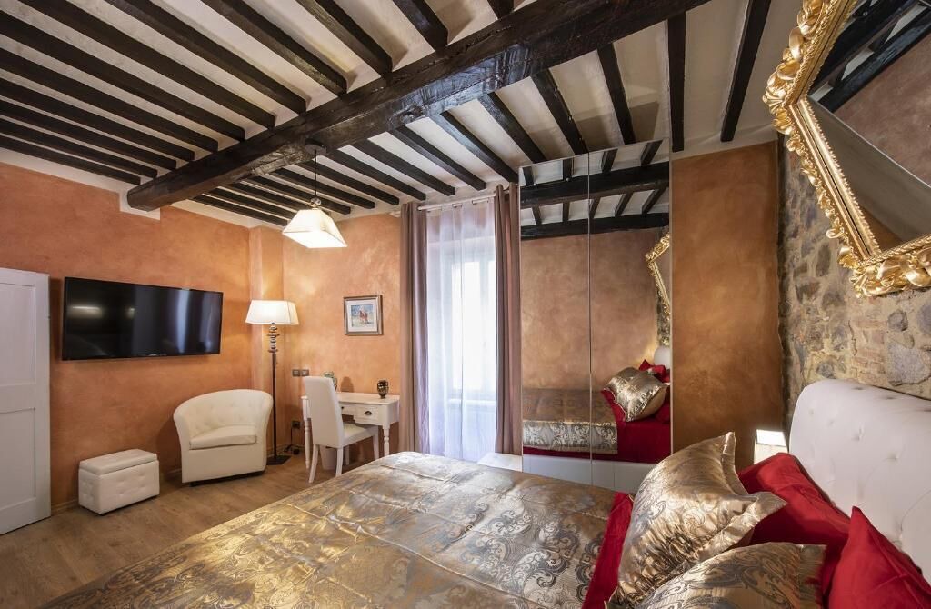 Photo of Bedroom in Sant'Angelo In Colle