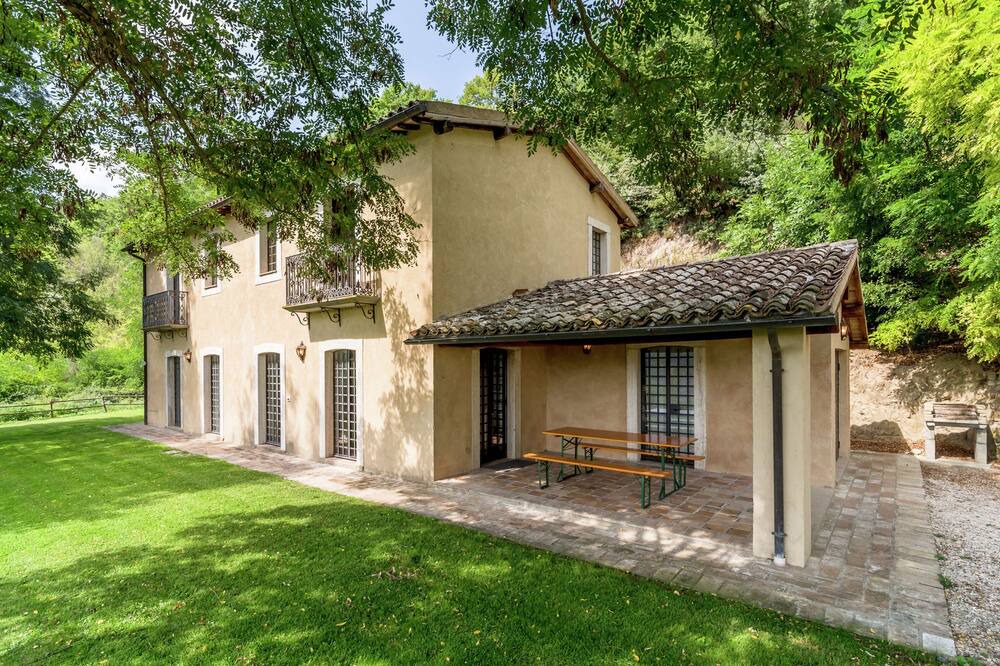 Photo of Outdoor in Castiglione in Teverina