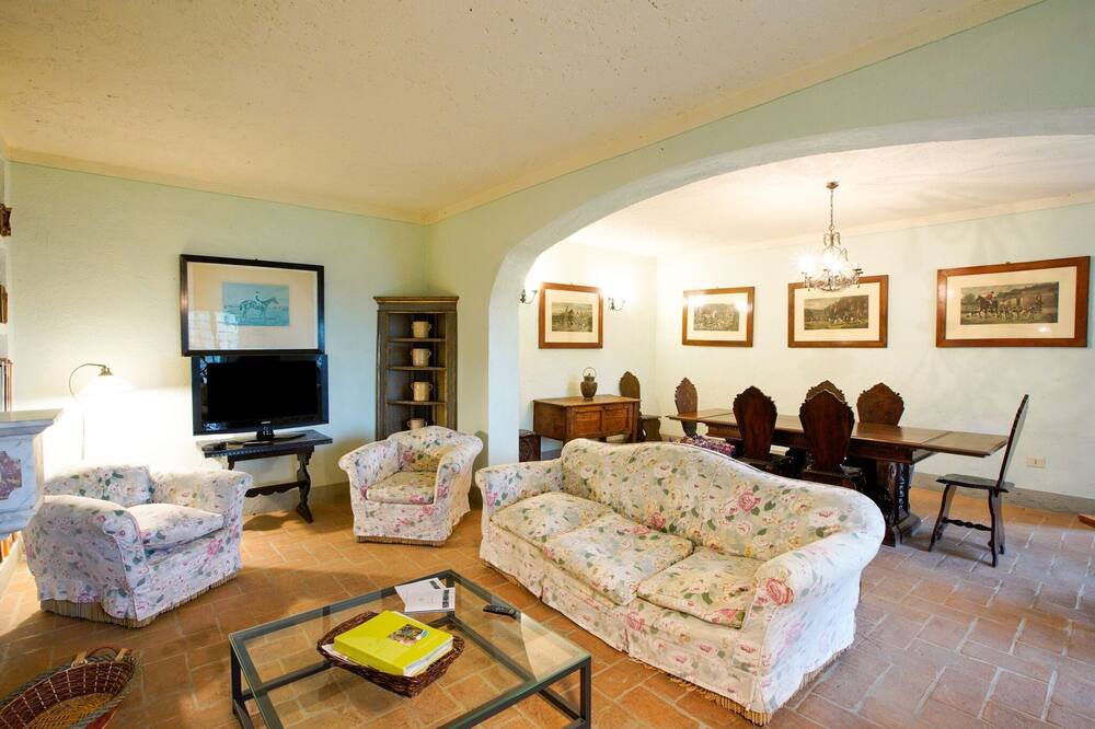 Photo of Livingroom in Castiglione in Teverina