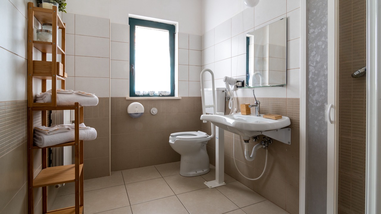 Photo of Bathroom in Poggio Picenze