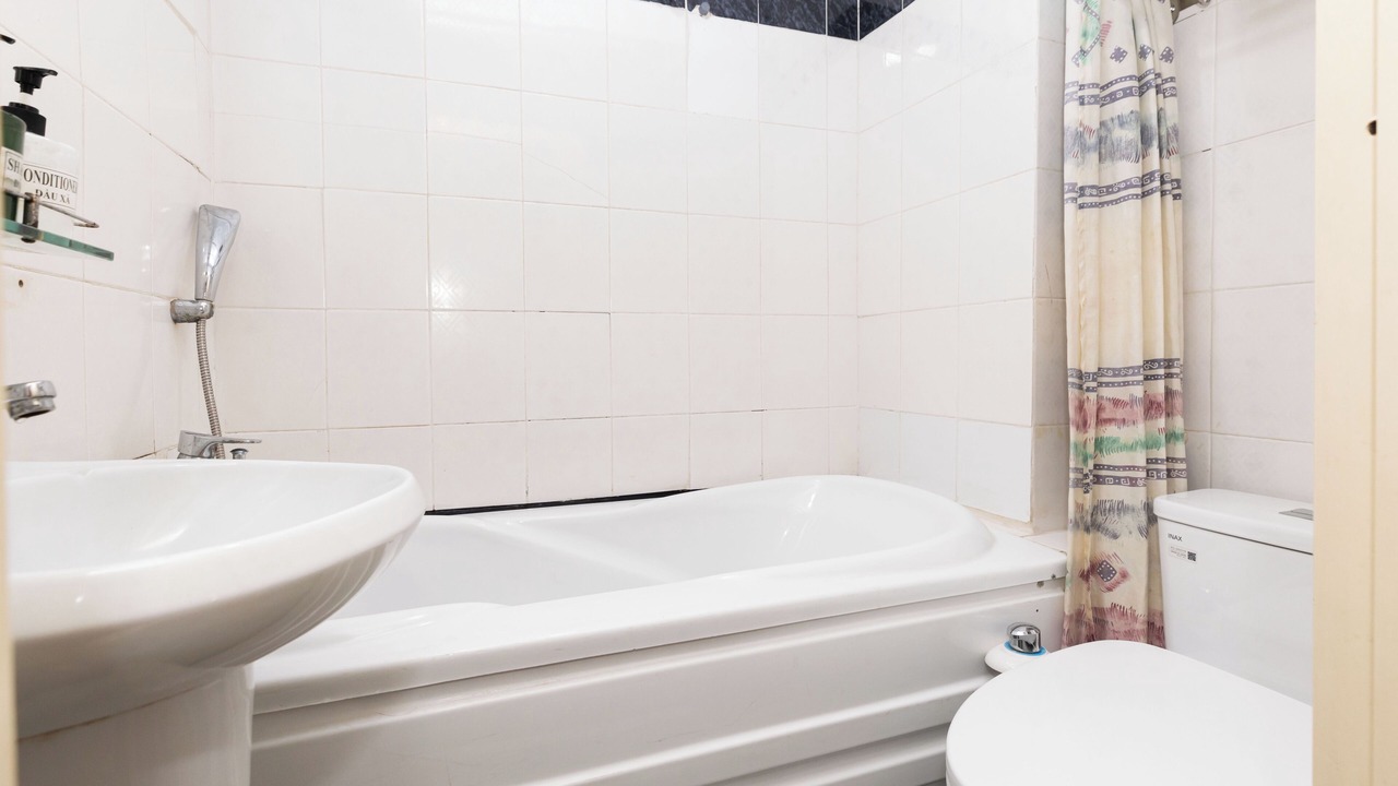 Photo of Bathroom in Phuong 6