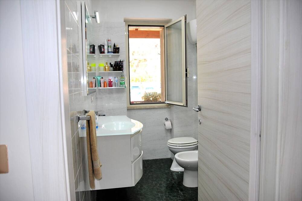 Photo of Bathroom in Trivio