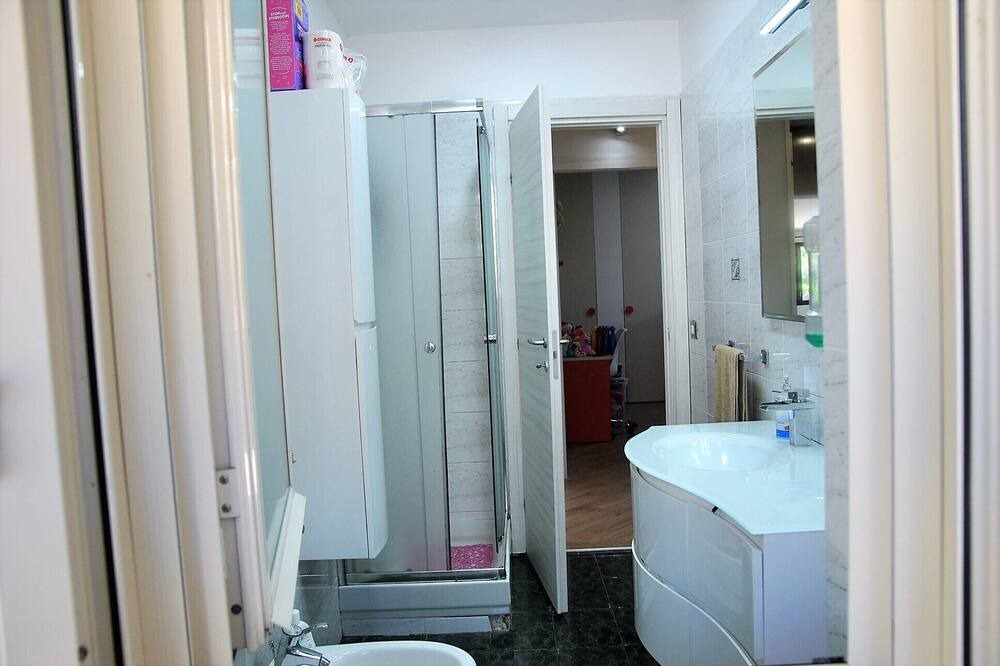 Photo of Bathroom in Trivio