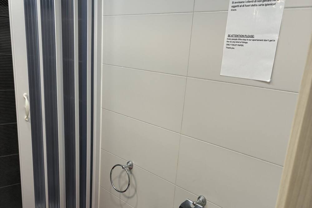 Photo of Bathroom in Rione Sanita
