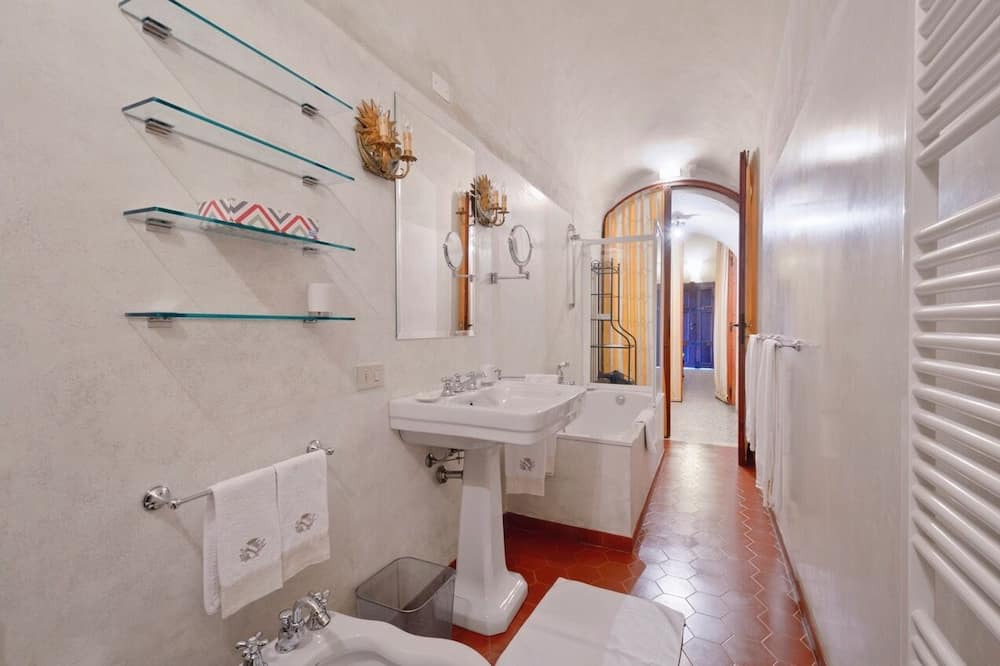 Photo of Bathroom in La Montecchia