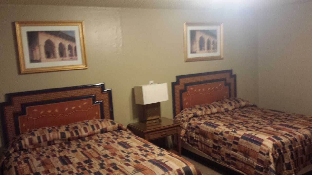 Photo of Bedroom in Northeast Entrance Badlands