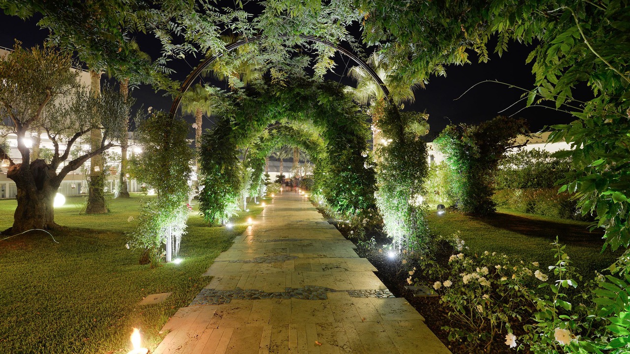 Photo of Outdoor in Laura