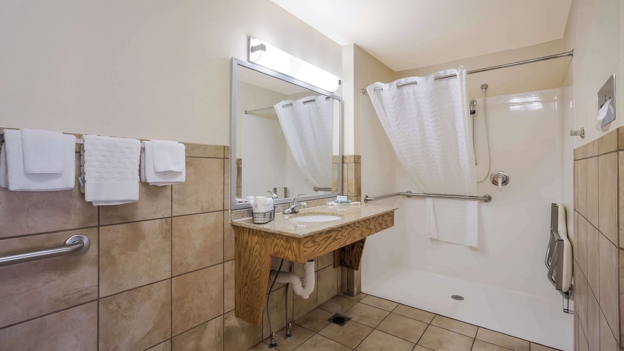 Photo of Bathroom in Pinnacles Entrance Badlands