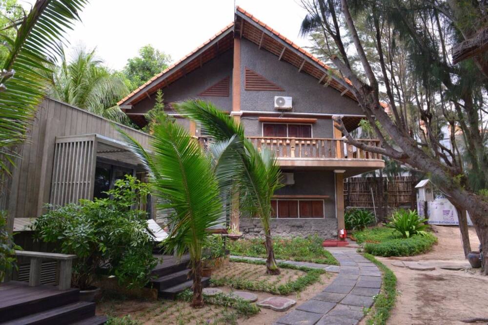 Photo of Patio Balcony in Phu Hai Beach