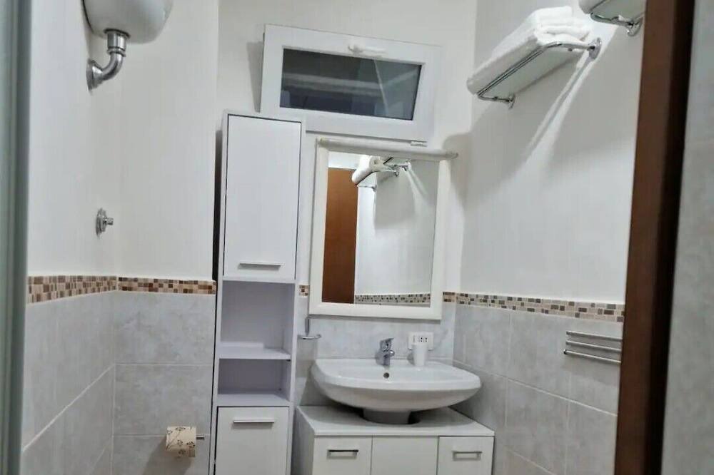 Photo of Bathroom in San Cesareo