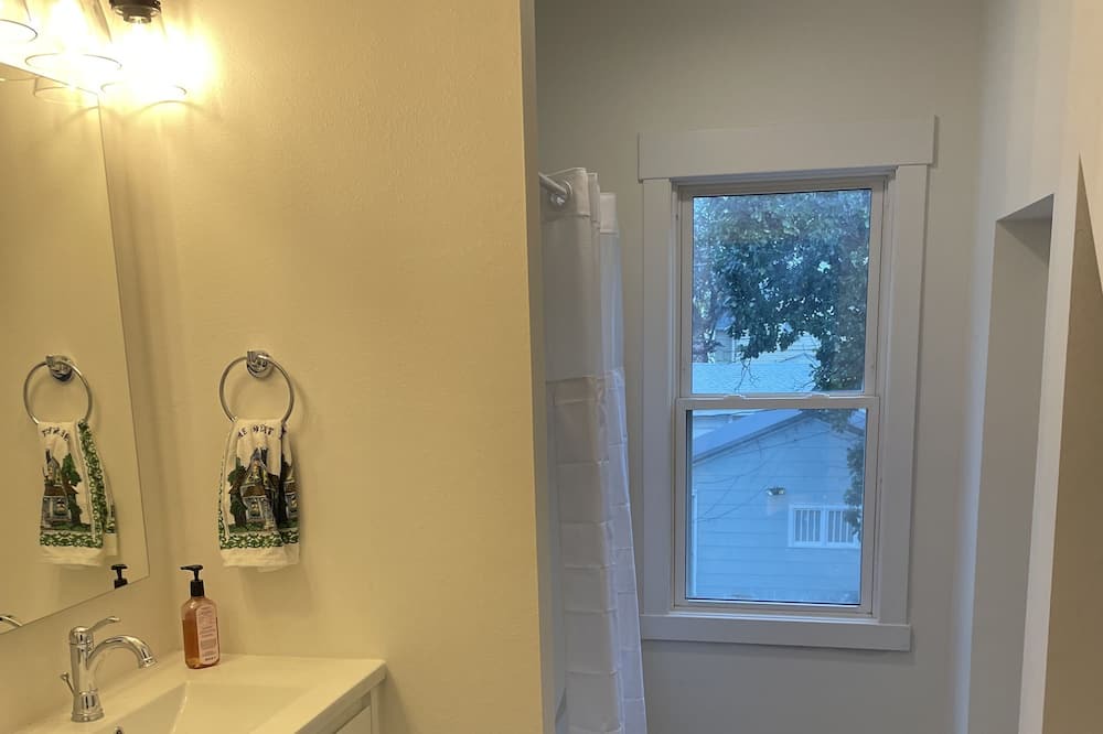 Photo of Bathroom in Aberdeen