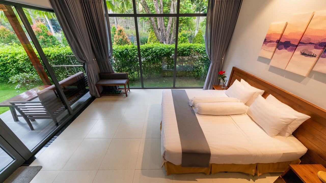 Photo of Bedroom in Ong Lang