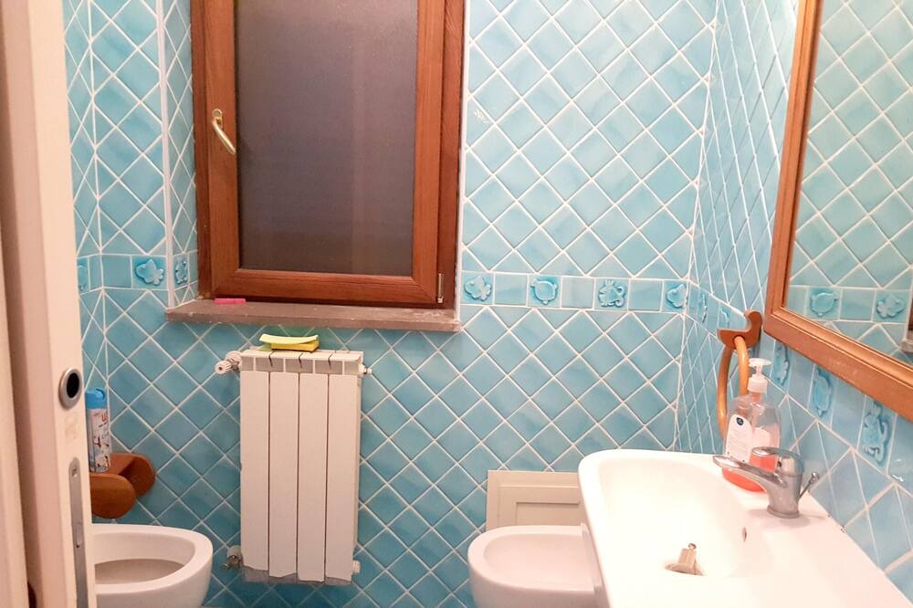 Photo of Bathroom in Latina Lido