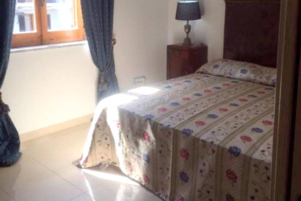 Photo of Bedroom in San Nicola Arcella