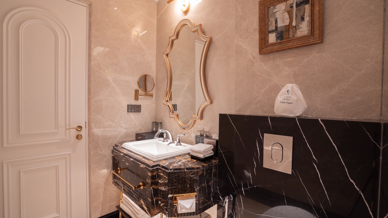 Photo of Bathroom in Hang Buom