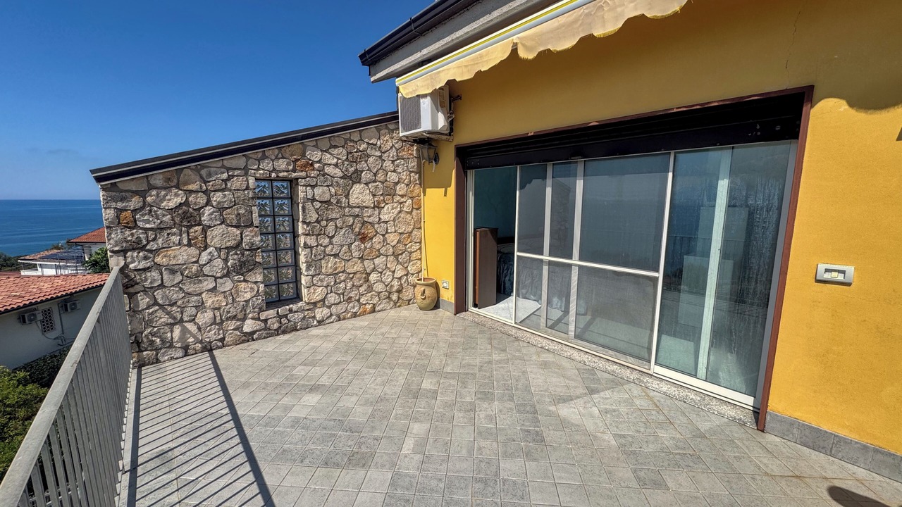 Photo of Patio Balcony in Villammare