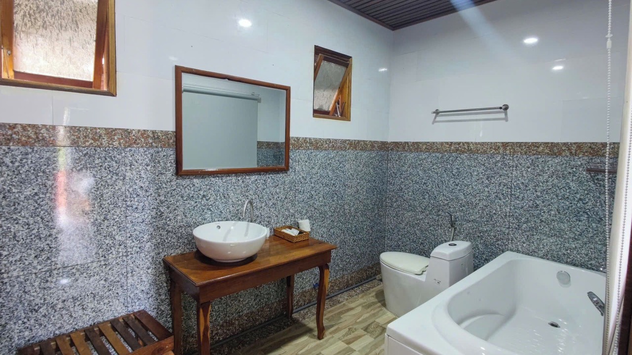 Photo of Bathroom in Ham Ninh