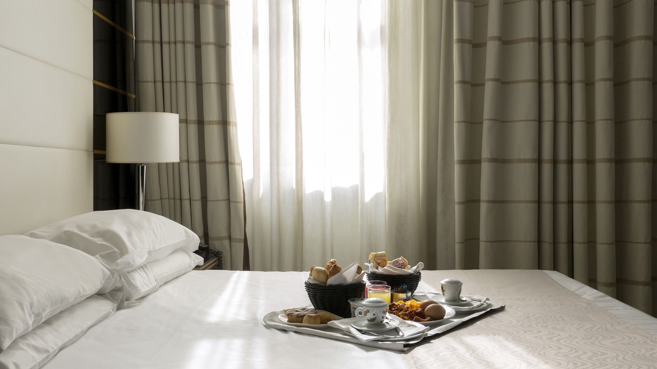 Photo of Bedroom in Naples City Centre