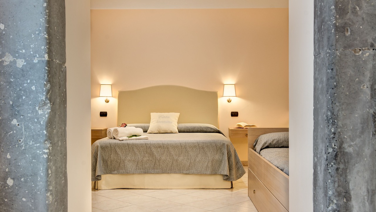 Photo of Bedroom in Meta