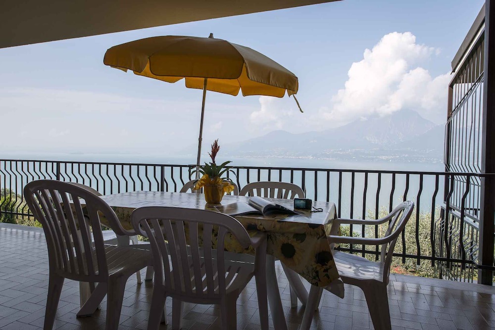 Photo of Patio Balcony in Frader