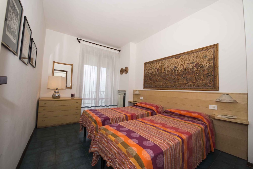 Photo of Bedroom in Frader