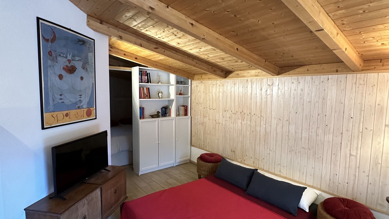 Photo of Bedroom in EUR