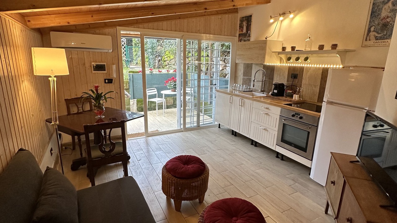 Photo of Livingroom in EUR