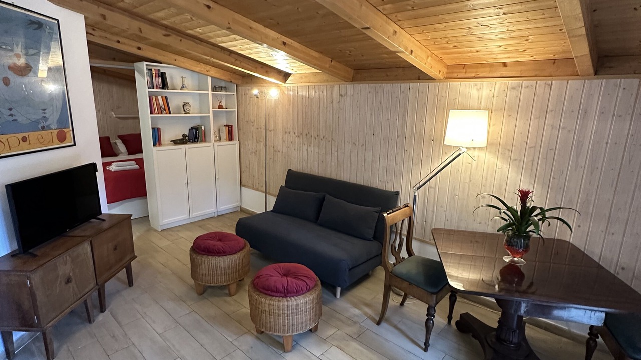 Photo of Livingroom in EUR