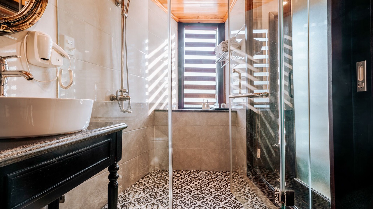 Photo of Bathroom in Ha Long